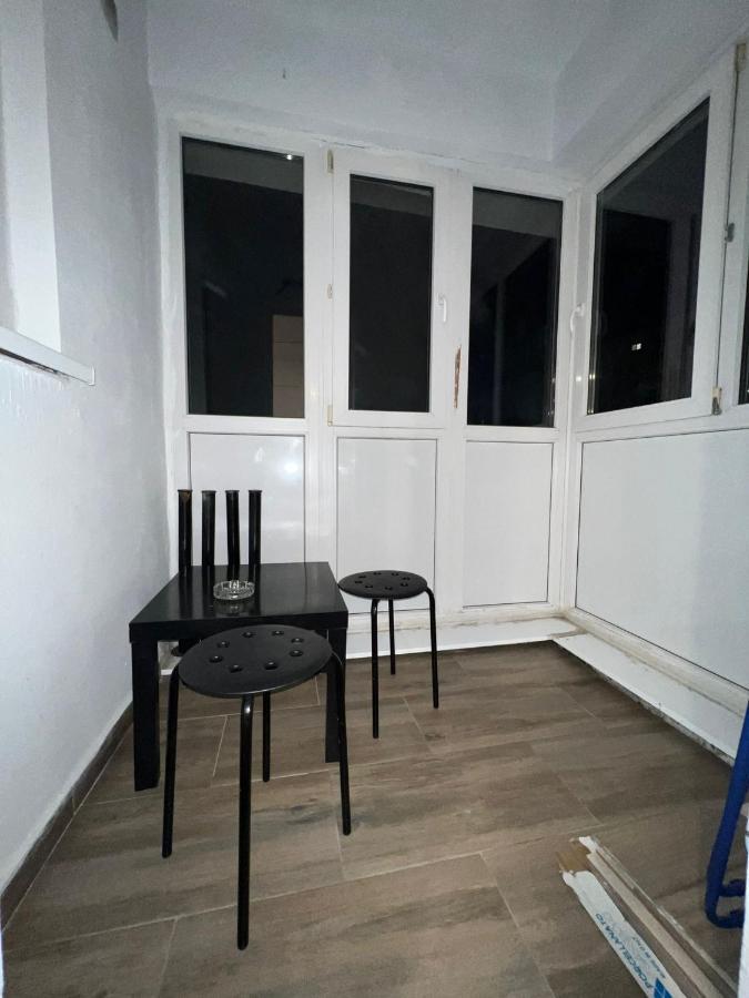 First Studio Bukareszt Zewnętrze zdjęcie